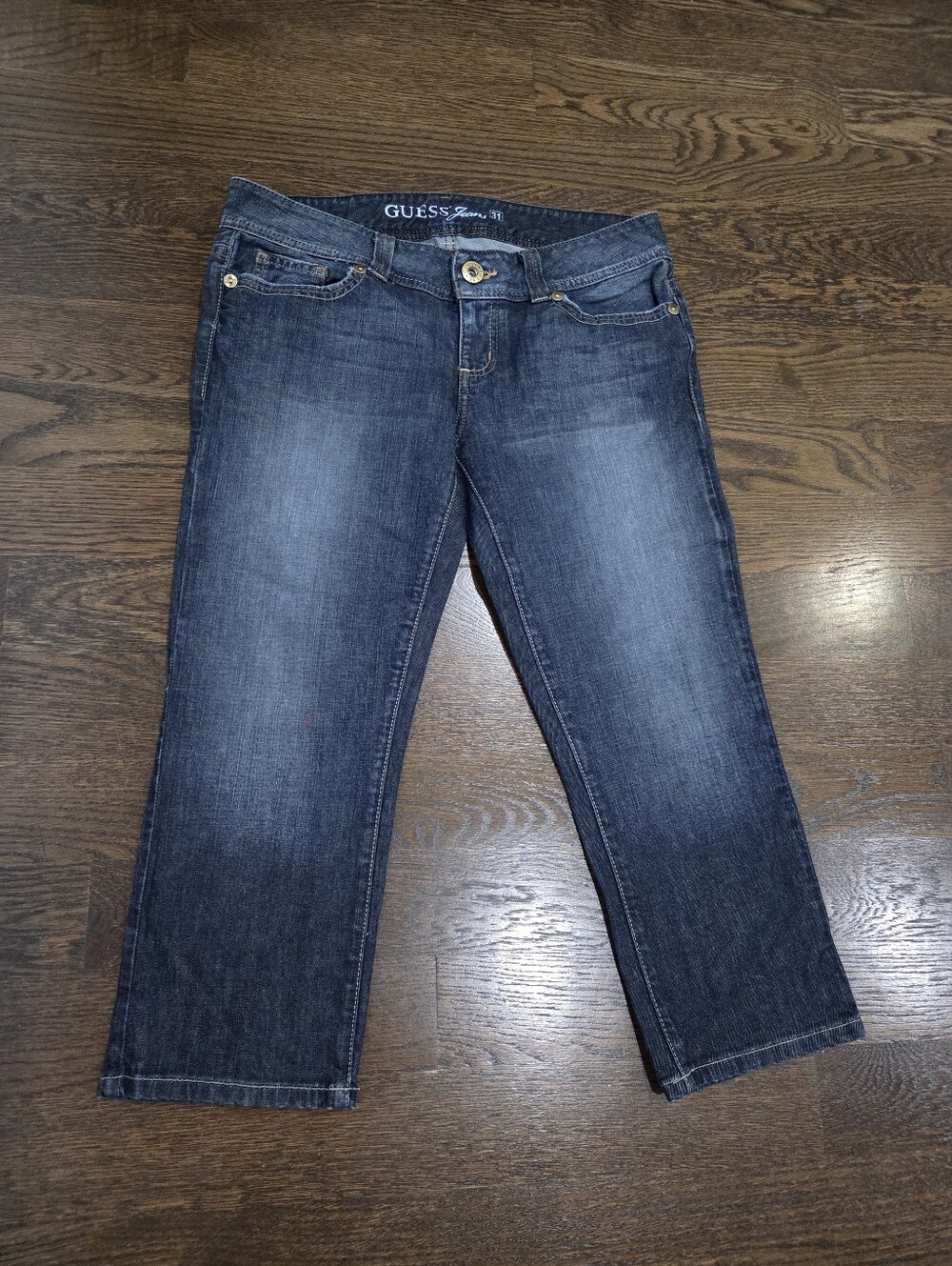 GUESS Women’s Dark Blue Cropped Jeans Sz.31 (22in.inseam)